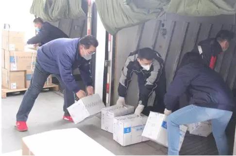 抗击疫情驰援生产一线,抗击疫情企业全力以赴保生产图片