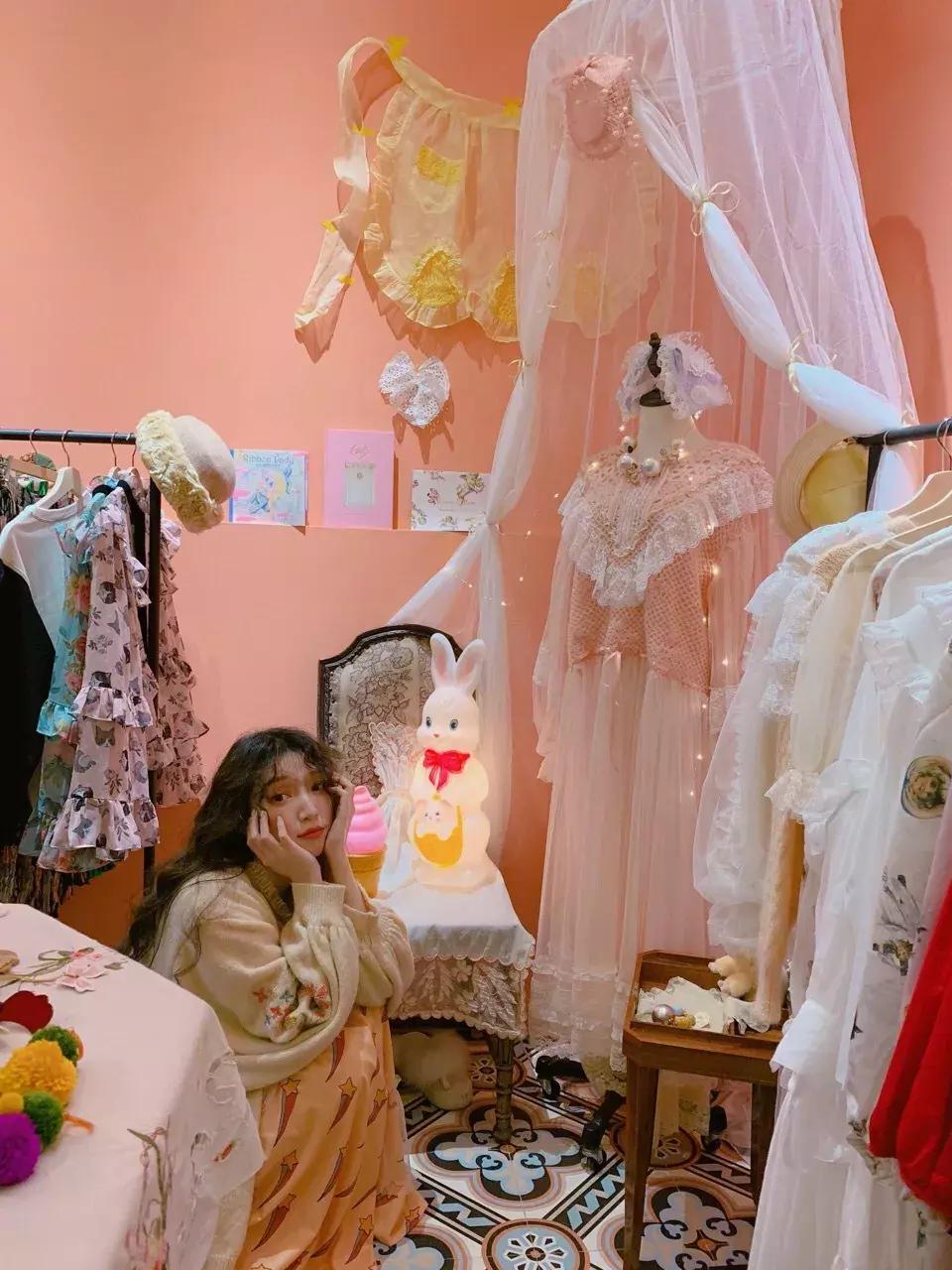 当你自以为穿得很潮去买手店 (时髦又小众魔都买手店逛街攻略)