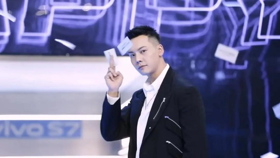 青你2thenine成团前的首秀,青你2团名thenine出道具体时间