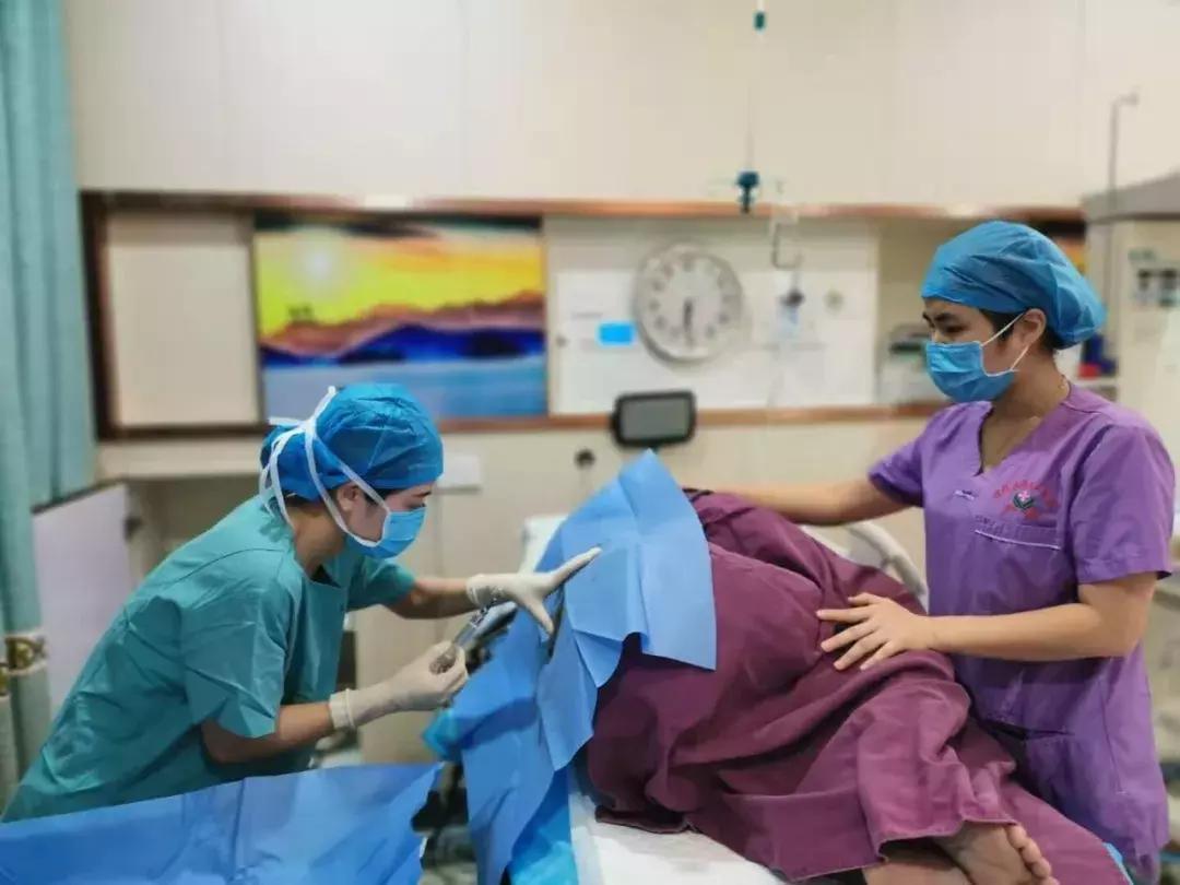 瘢痕子宫也能全程无痛分娩二胎产妇国庆节前喜当妈