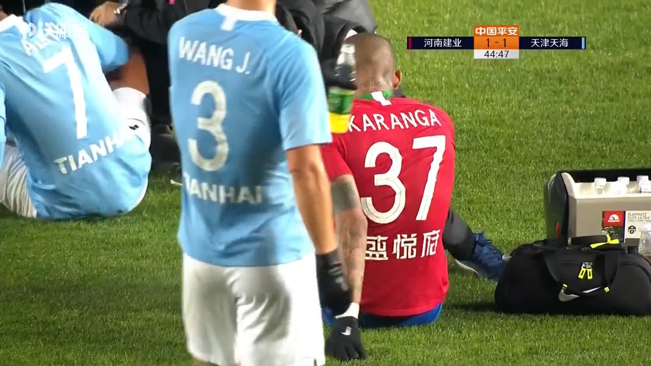 卡兰加助攻巴索戈,卡兰加头球