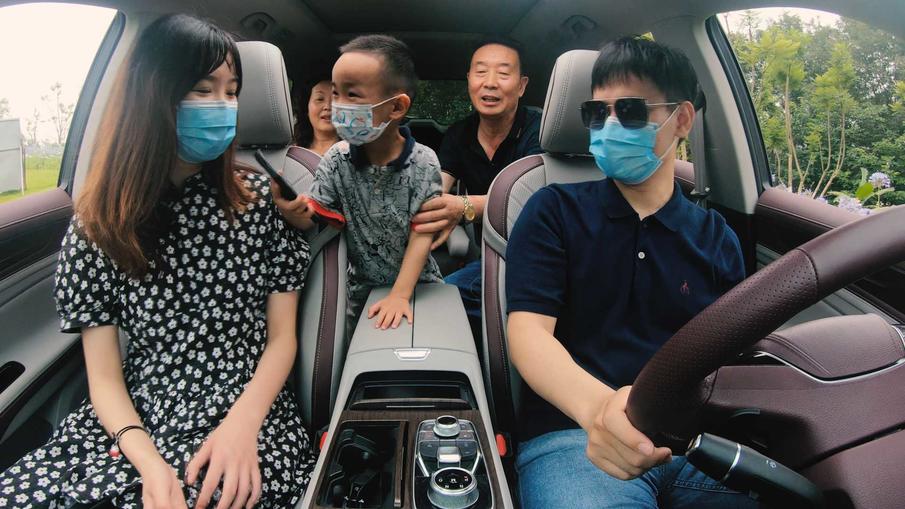 自驾车载支架推荐,自驾用车载小冰箱方便吗