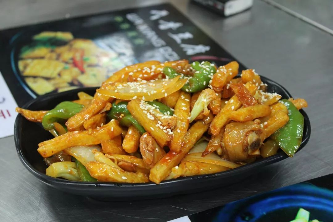 赤峰学院食堂啥好吃,赤峰学院食堂有什么好吃的