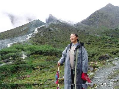 一款止痛贴,年销上10亿,这个甘肃女子靠卖药成为*藏西**首富