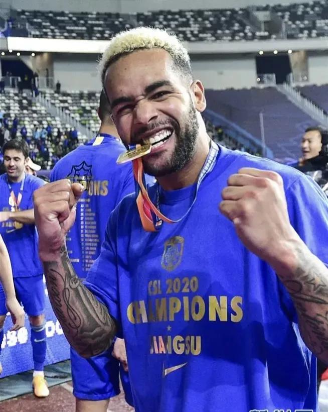 前江苏苏宁球员,中超苏宁解散球员去哪里了