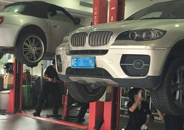 车辆出事故后,如何正确的走保险,新手司机一定要收藏