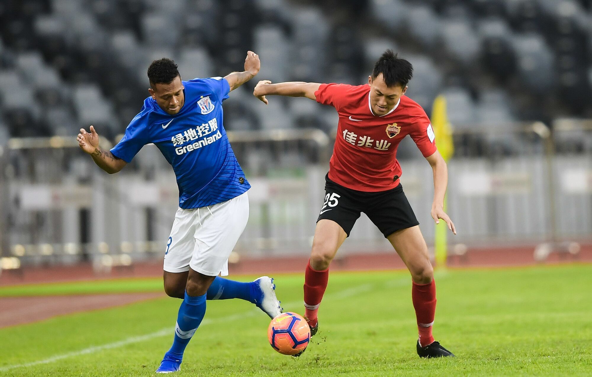 莫雷诺世界波,莫雷诺进球山东鲁能