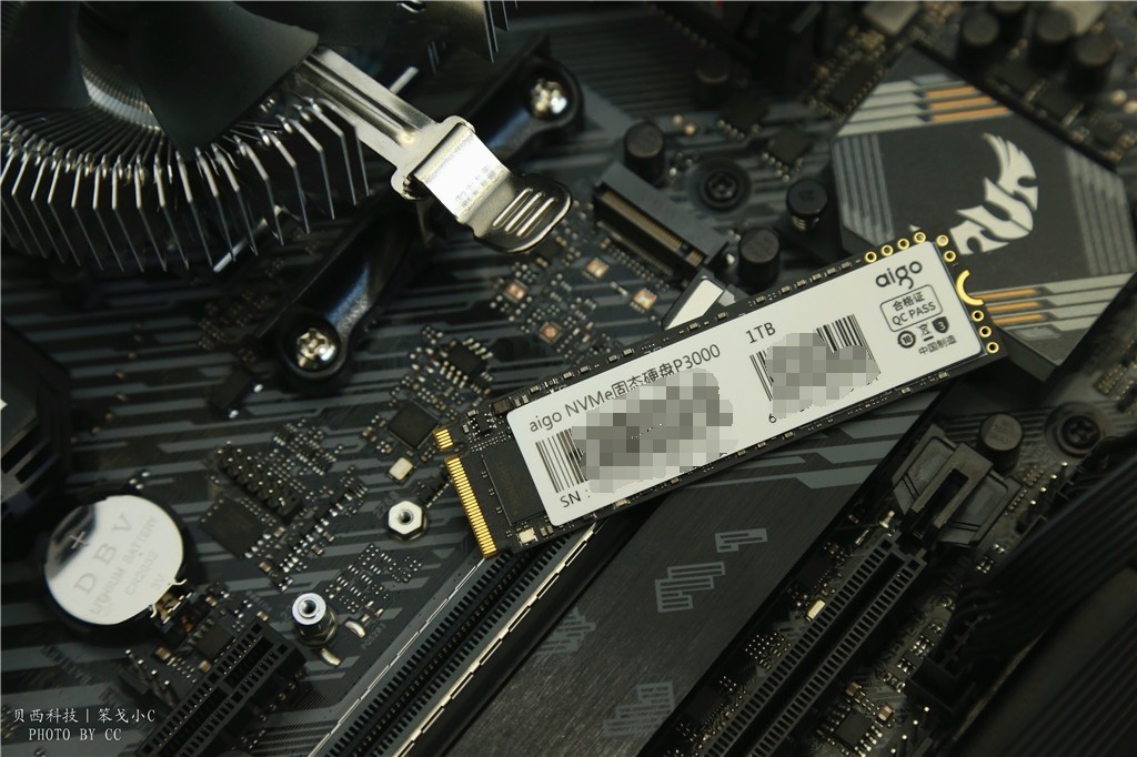 3400mbps固态硬盘,pcie4.0m2固态硬盘评测