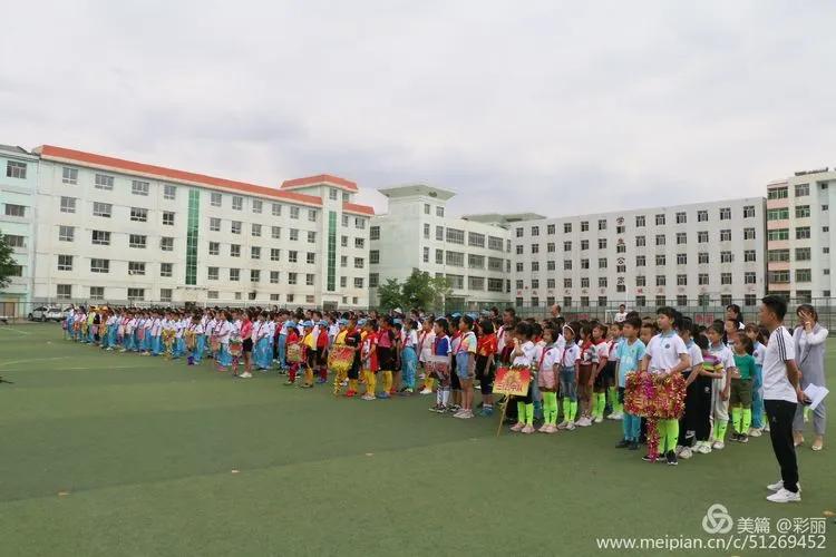 乌兰察布校长杯足球赛,青少年校园足球联赛拉开帷幕