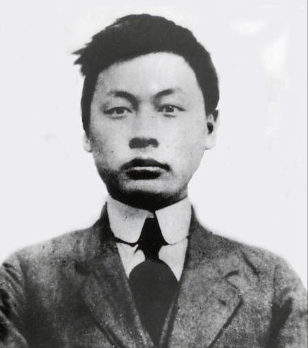 老帅陈毅：手抄毛*东泽**37首诗，临终只留一句遗言，主席亲自悼念