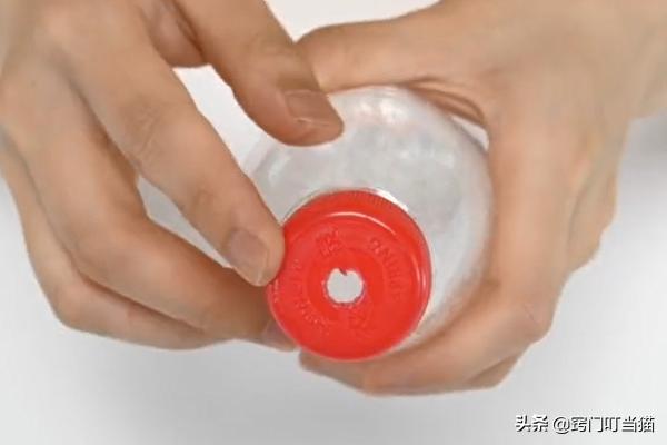 用瓶子做小打气筒,如何用瓶子做气球打气筒