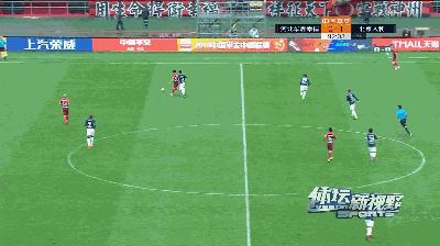 越位的规则有多厚,越位规则是针对哪一方球员