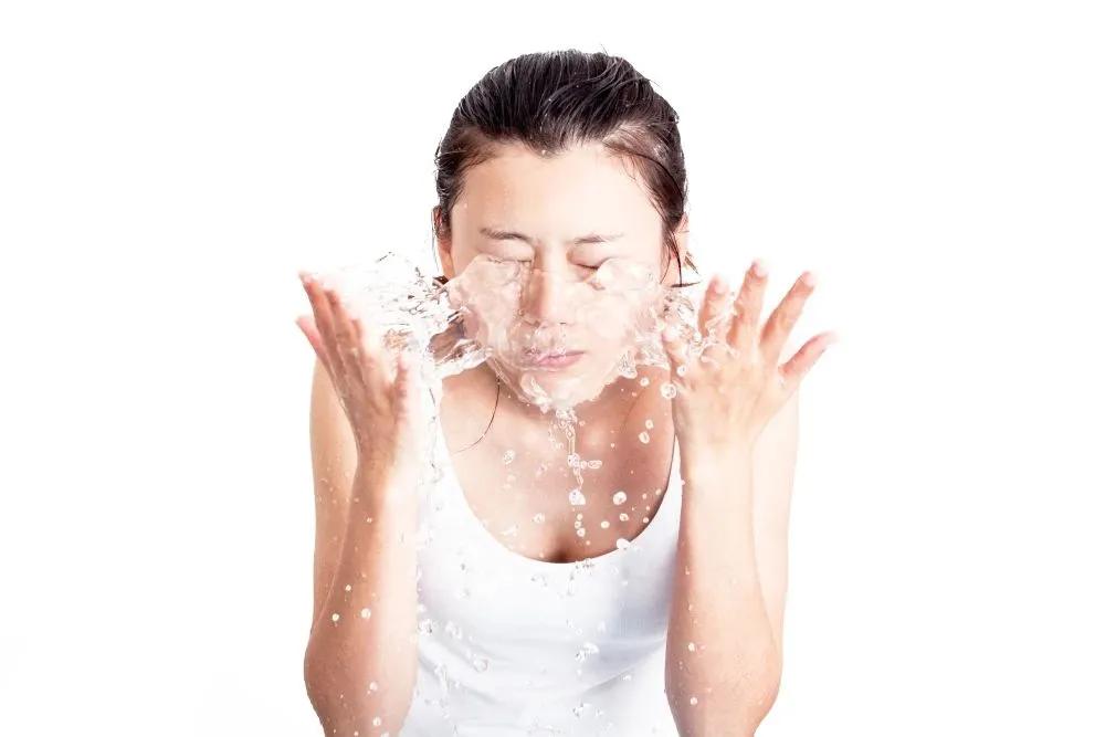 光动力治疗后脓包痘几天恢复,中重度痤疮外用药