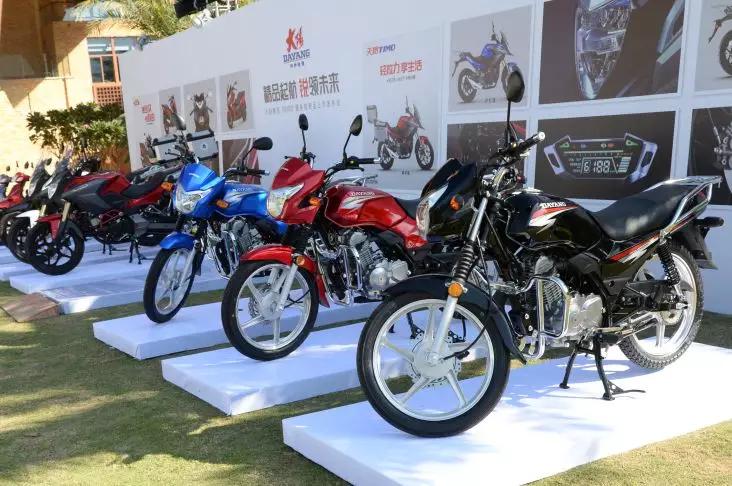 大阳天昴200-8百公里加速测评,大阳v锐150座高