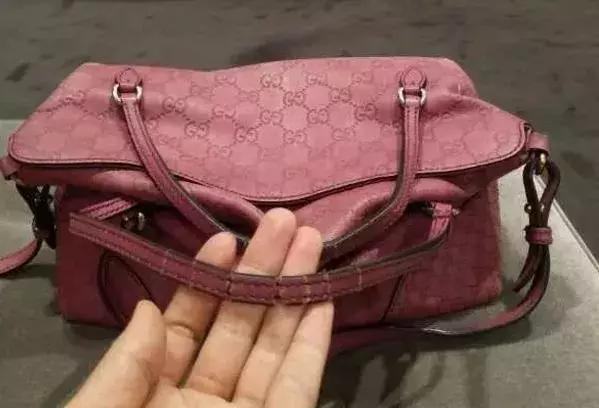 花两万买的新包,花2万买的包包