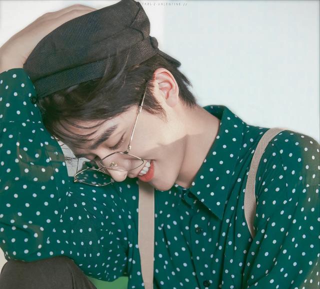 眼神清澈楚楚动人,眼神清澈国风美少年