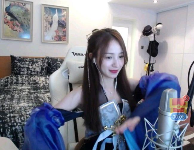 周二珂回归直播了吗,周二珂最新直播视频