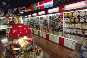 小县城开个进口零食店怎么样,小县城做快消品