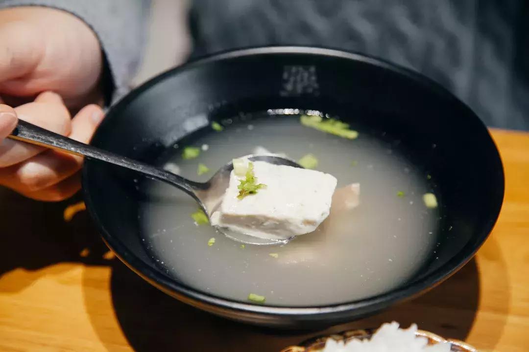 京城天“犟”红包雨