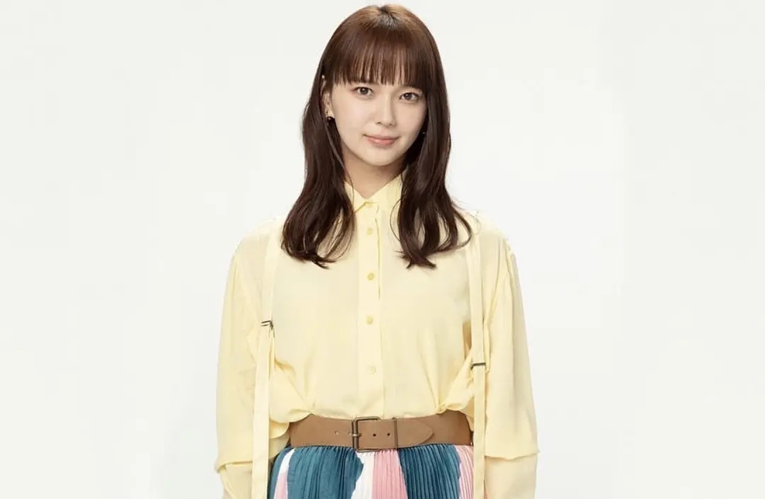 日本整容的鬼斧神工，来见识一下各位日星是整容了还是“长开”了