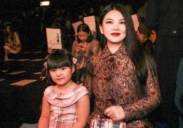 张雨绮范冰冰李湘徐静蕾巩俐,张雨绮炫富黄晓明