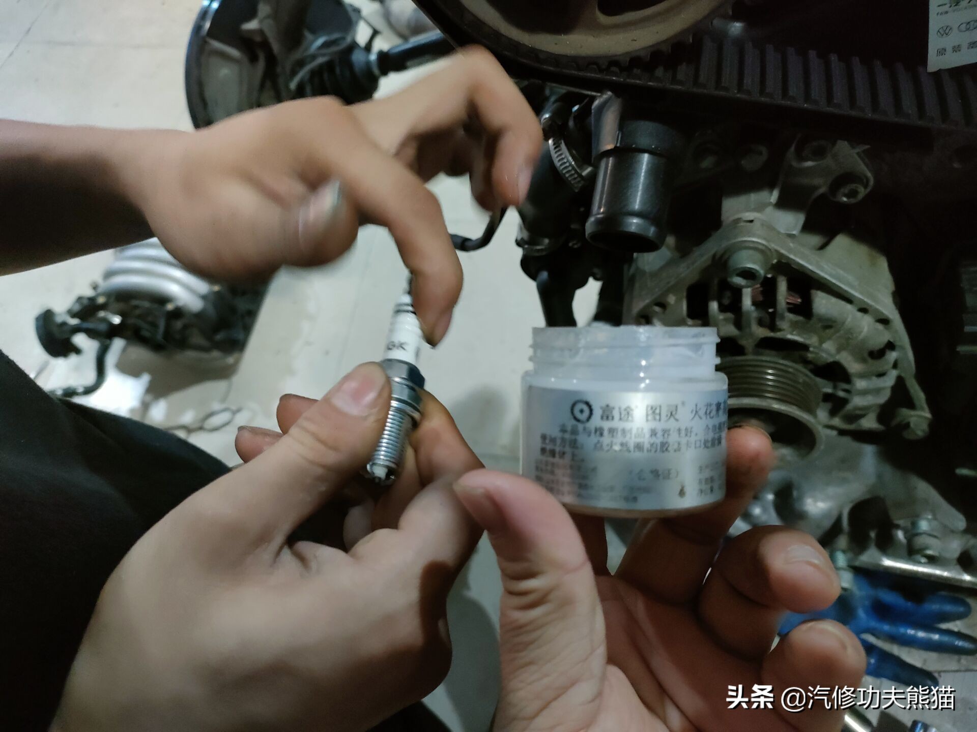 2003年老奥迪a6,2012年奥迪a6经典