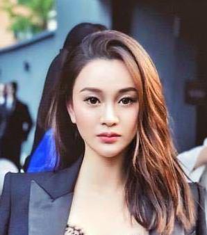 二手奢侈品包包大牌一折甩卖,挥泪甩卖二手奢侈品