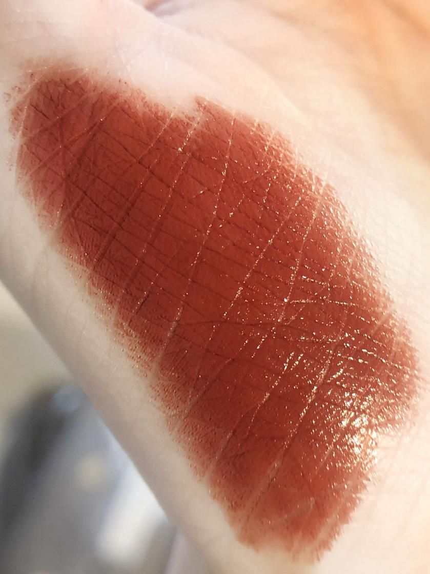 涂口红不爱掉色的正确方式,涂口红最怕什么颜色