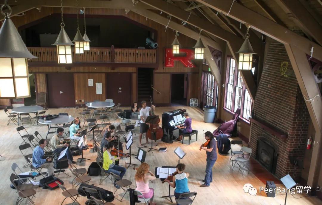 缇庡浗椤跺皷澶у涓轰粈涔堥偅涔堝,缇庡浗鍗氬＋鍚噾閲忔渶楂樼殑瀛︽牎