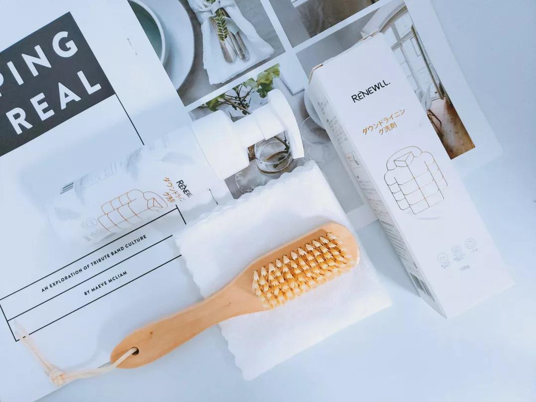 轻便羽绒服皱巴巴的怎么处理,羽绒服水洗后皱巴巴