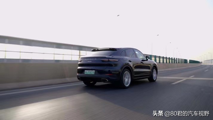 花百万买的哪款车,最值得购买豪华suv之保时捷卡宴