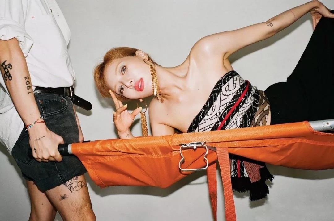 一学就会的丝巾五种系法,大长款丝巾的花样系法大全