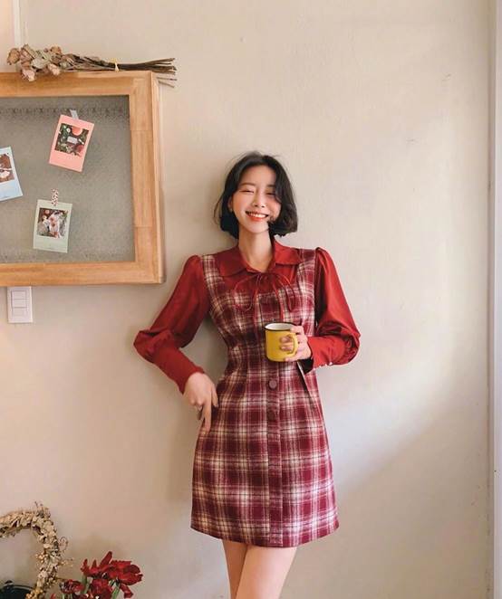 vivamoon韩国穿搭博主小西装,鬼马精灵彩虹眼妆