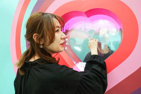 刘昊然打卡环球影城,刘昊然会打卡的地方