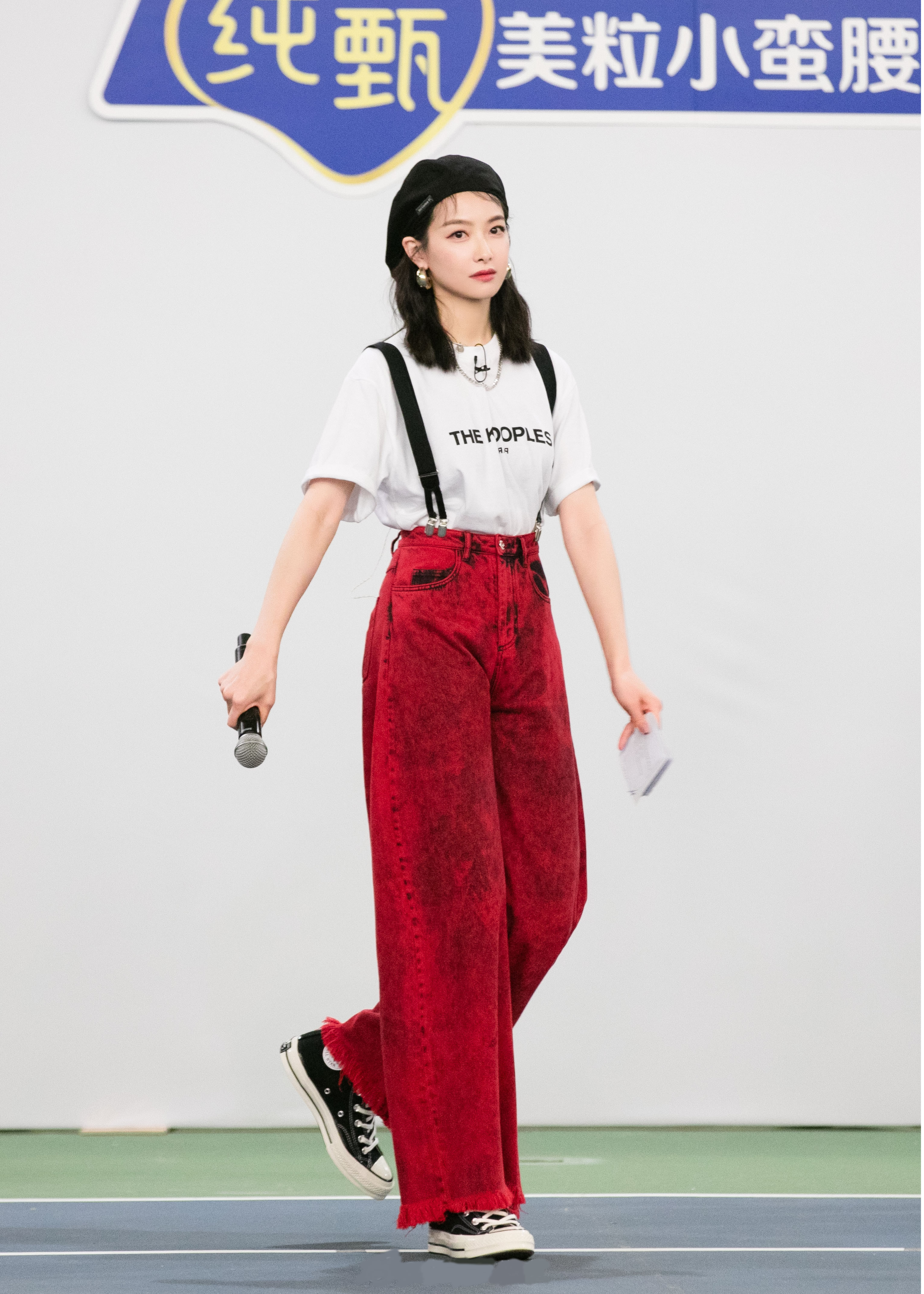 白裤子阔腿裤搭什么上衣好看夏季,穿阔腿裤穿什么牛仔裤好看