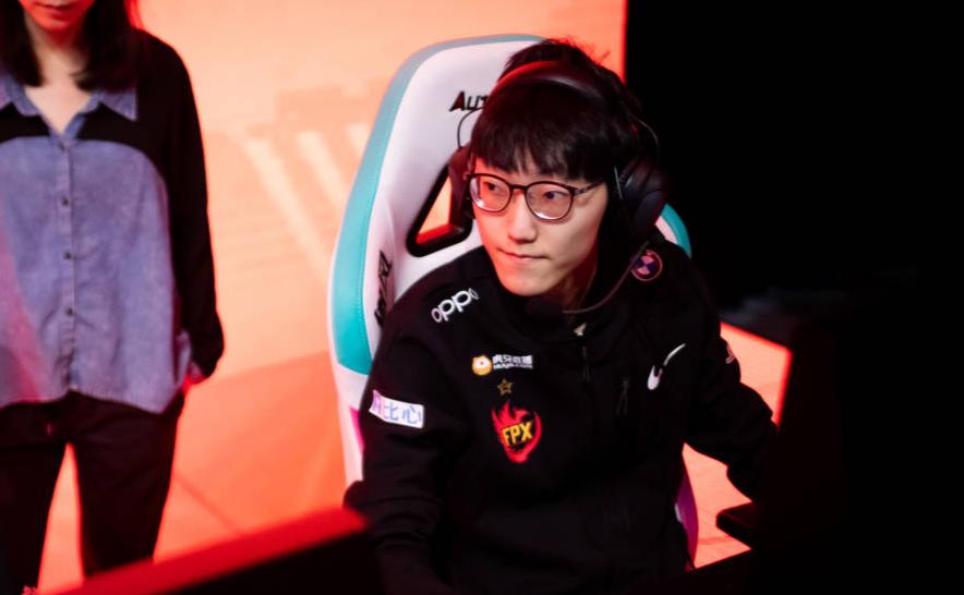 theshy老头杯打zoom第一视角,theshy打zoom心理阴影