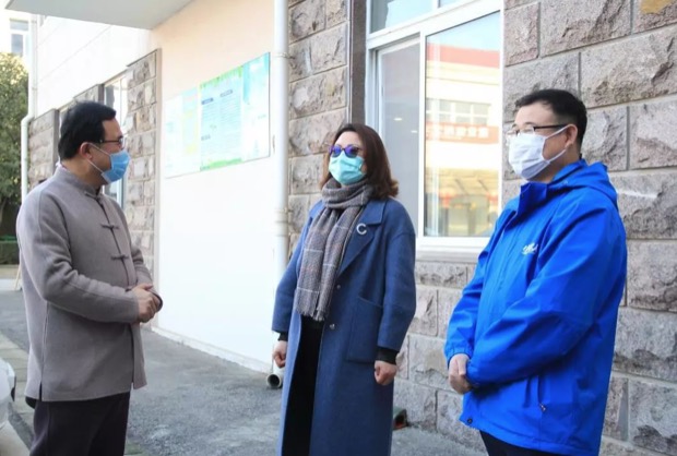 疫情无情人有情齐心协力暖人心,疫情无情人有情万众一心抗击疫情