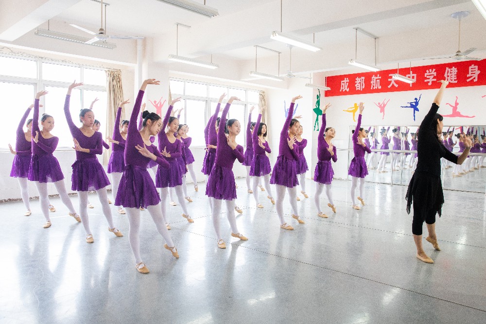 成都航天航空学校,成都航天中学在成都排名多少