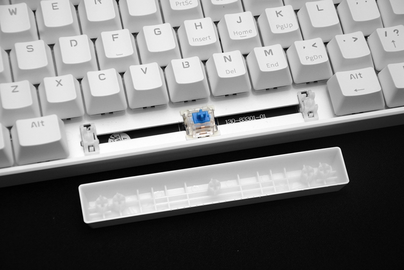 支持无线和蓝牙的机械键盘,吃鸡蓝牙机械键盘