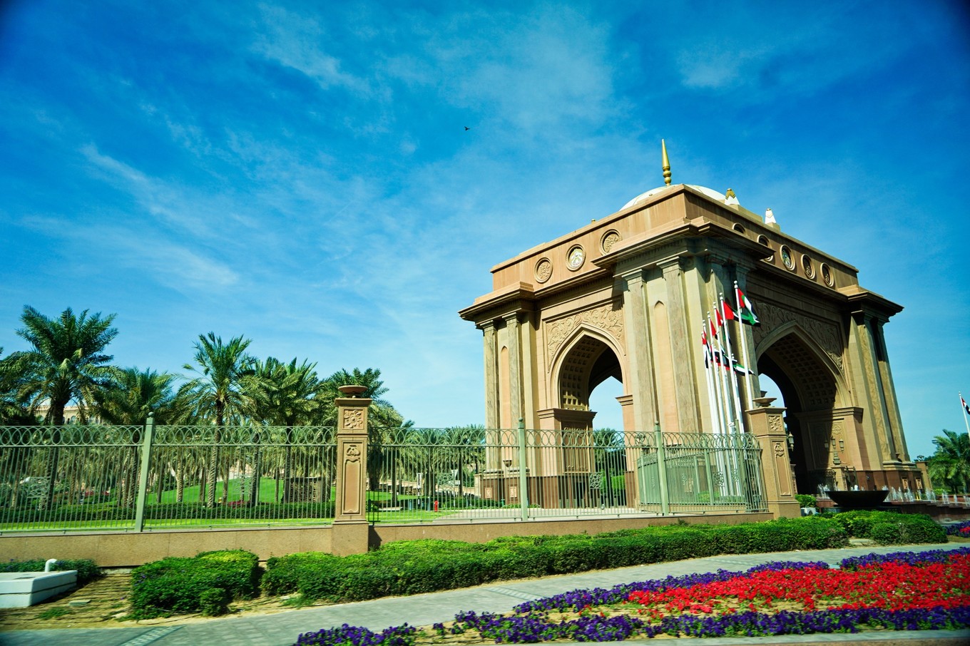 阿布扎比酋长皇宫酒店攻略,阿联酋皇宫酒店旅游攻略