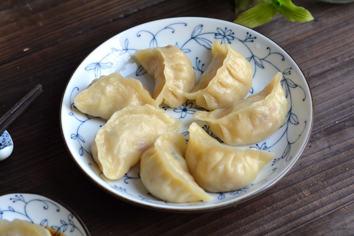 烫面胡萝卜面饺子,怎样和饺子面软而筋道
