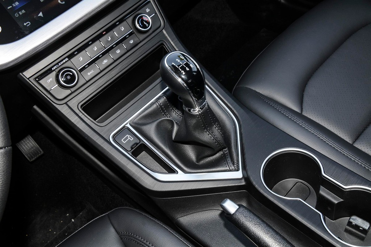 预算5万左右全款买啥车好,预算5万买新车推荐一下