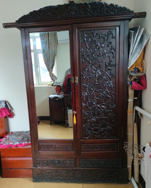 老百姓家里的红木家具,老红木家具收购价格