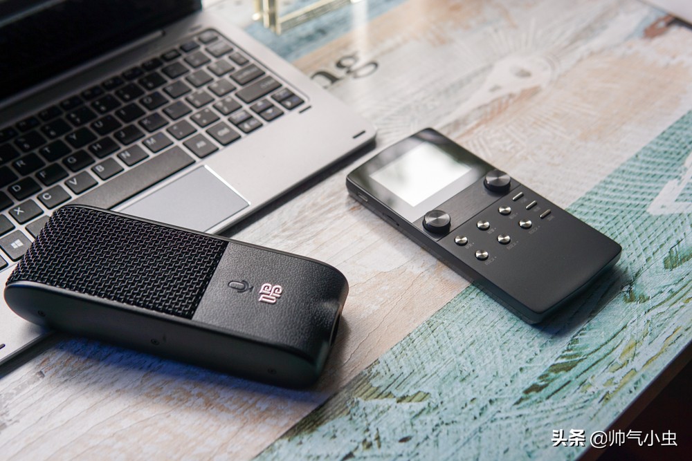 售价999元，用了之后，才发现我离那些主播只差一张好声卡