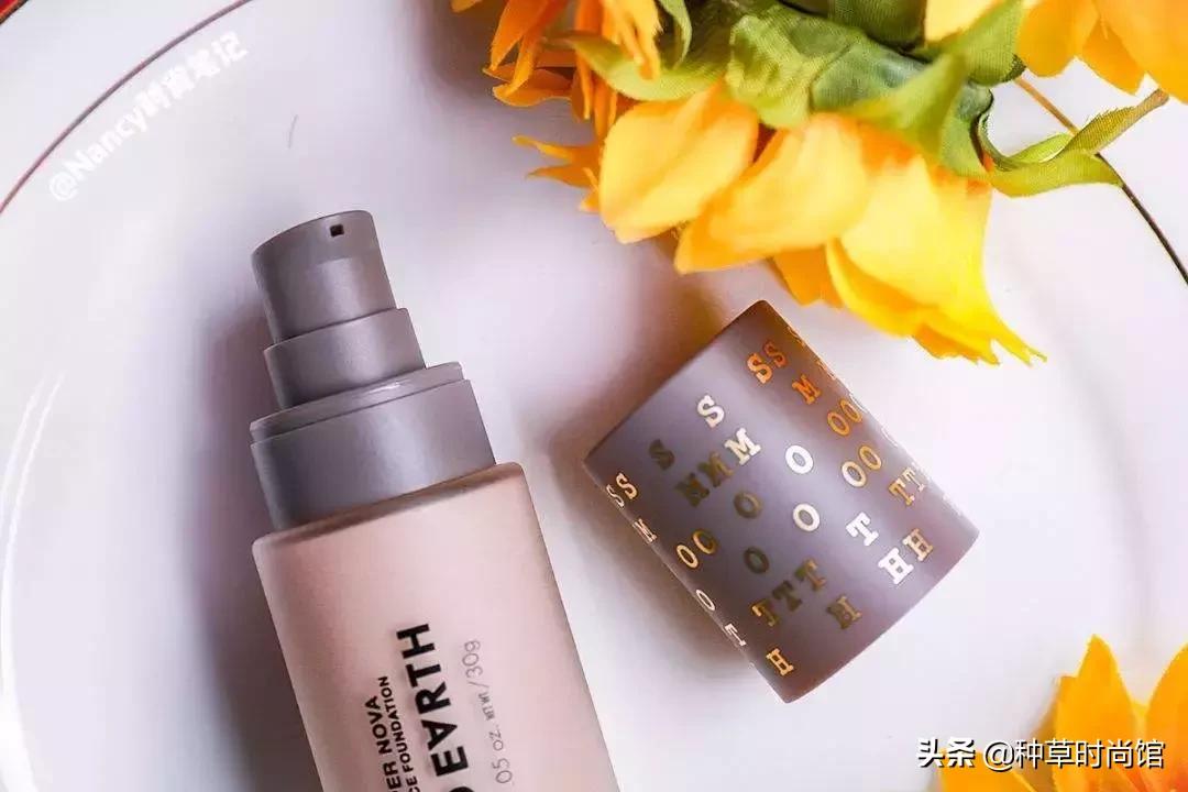 李佳琦又来了！！六款网红平价粉底液测评！