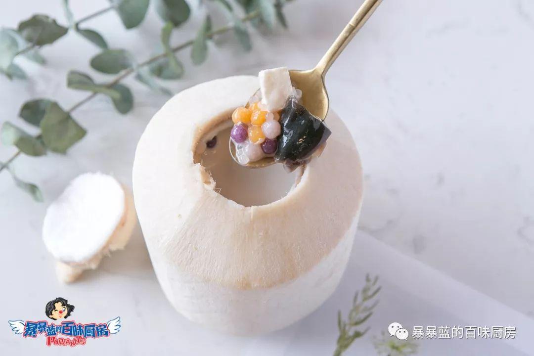 1500个忠粉入坑4年，终于等到实体店！每款蛋糕都让人忘记卡路里