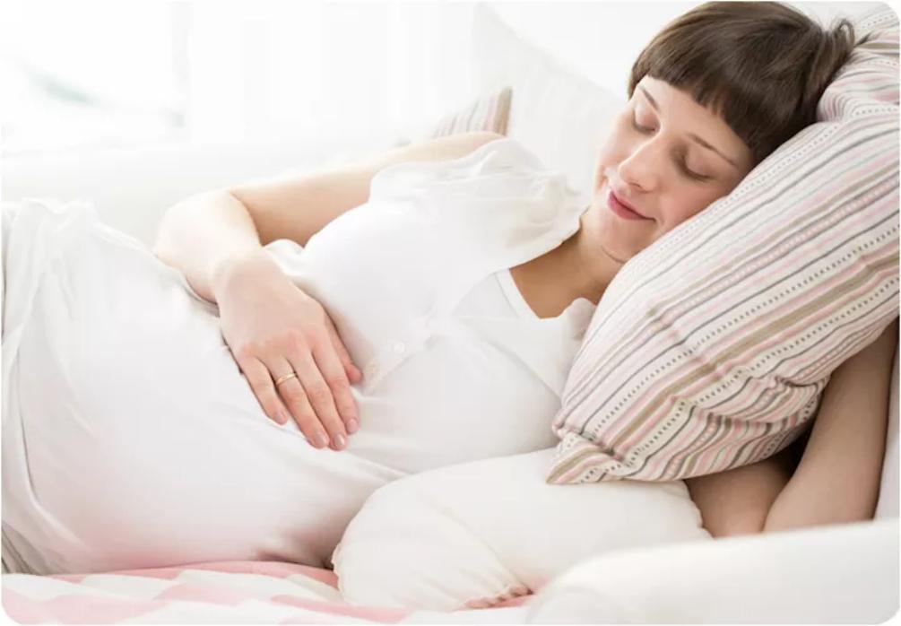 孕期熬夜的六大危害,孕期晚睡危害