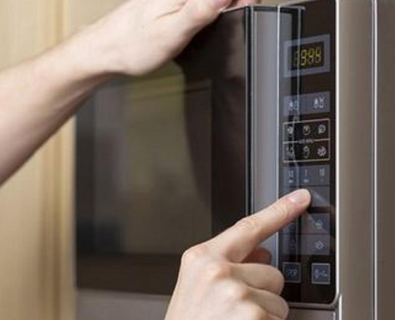 冰箱里冻肉怎么处理才能化开,怎样快速的化解冰箱里的冻肉