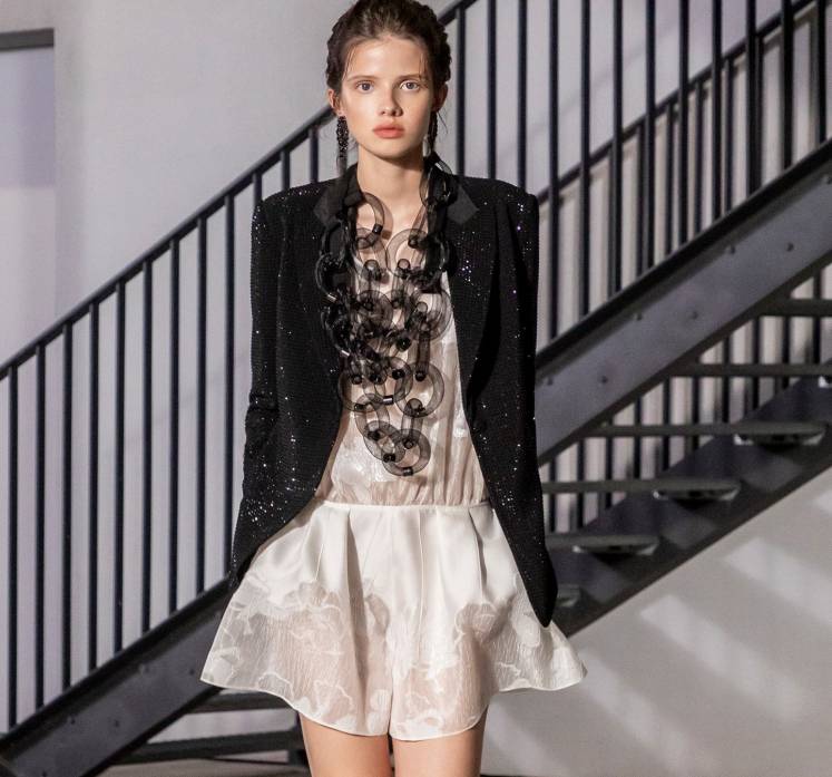 阿玛尼经典黑色外套穿搭,阿玛尼休闲外套穿搭