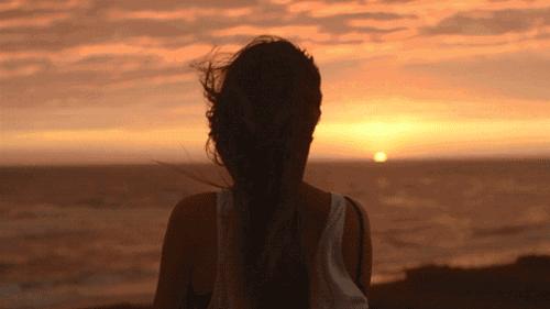 伤心难过抑郁焦虑,如果一个人心情压抑很焦虑怎么办